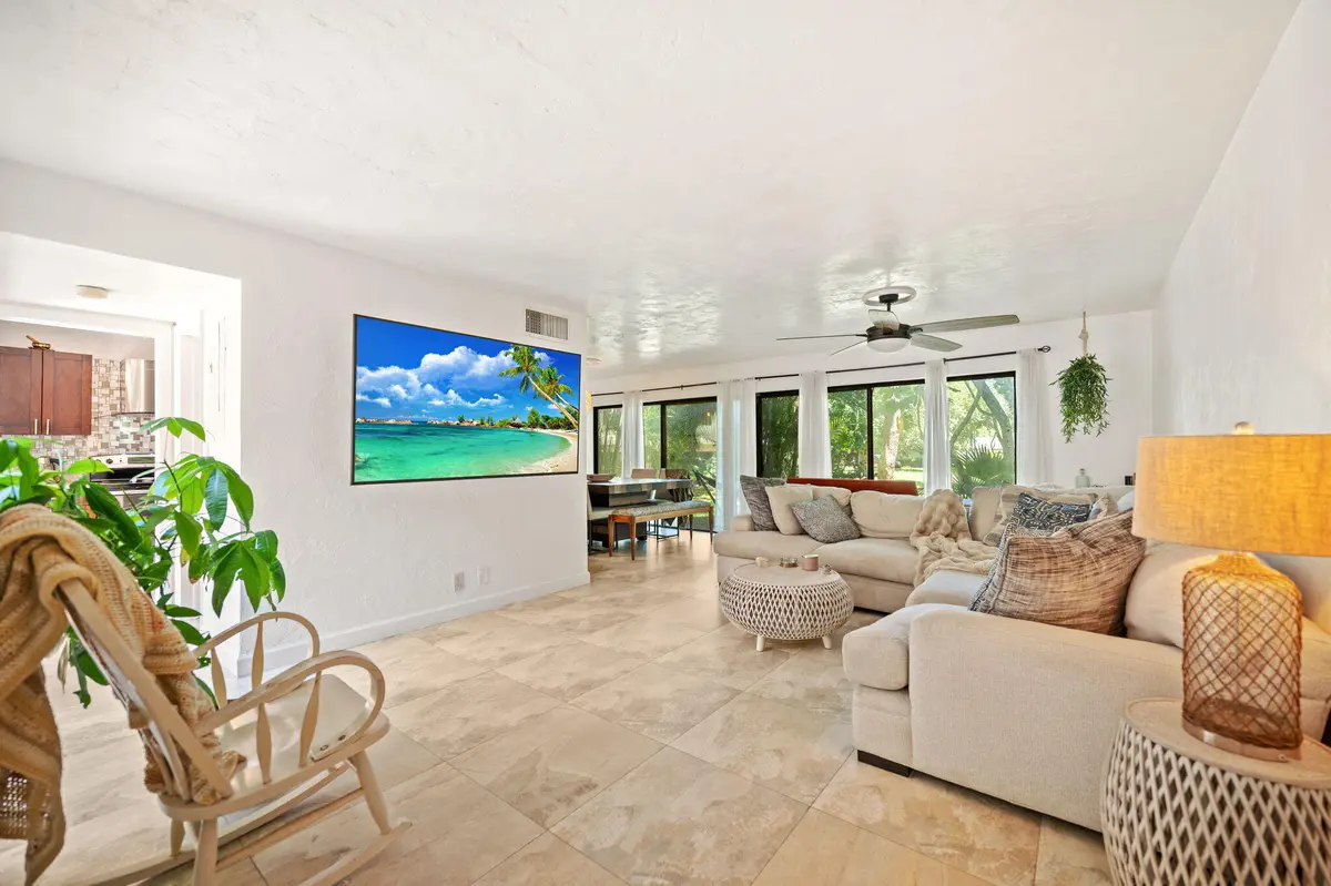 8-web-or-mls-3407-cherry-garden-cir at 3407 Cherry Garden Circle 151, Lauderhill