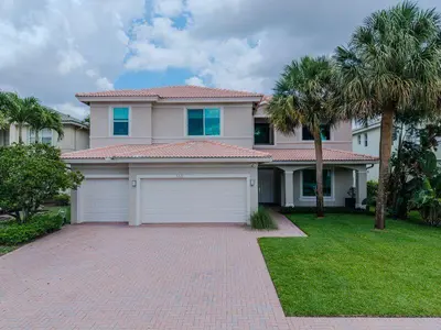 163 Bella Vista Way, Royal Palm Beach – Single Family Residence for sale