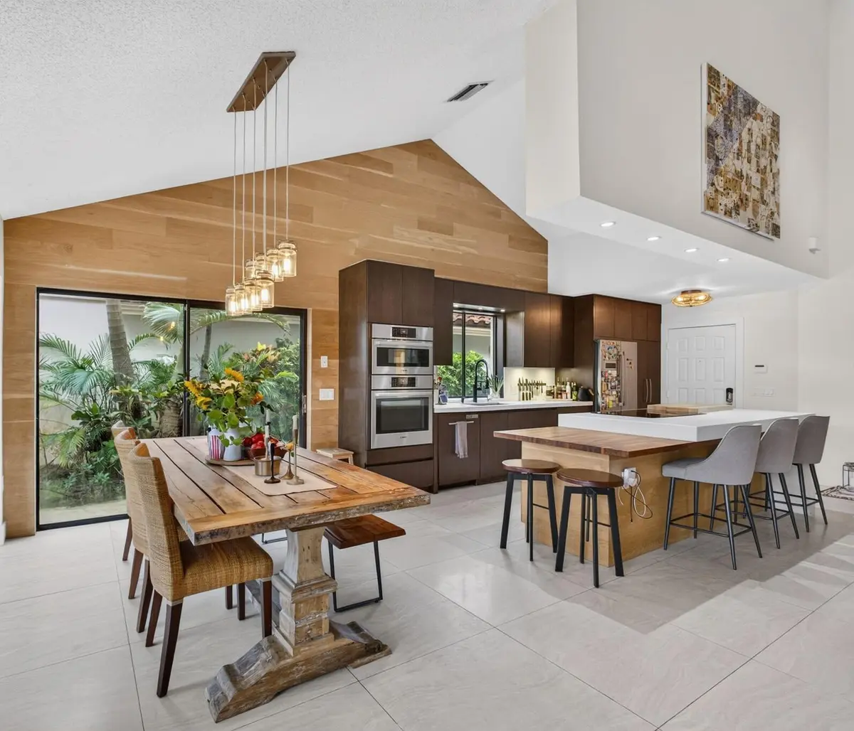 Elegant Open Concept Design at 2613 Mohawk Circle, West Palm Beach
