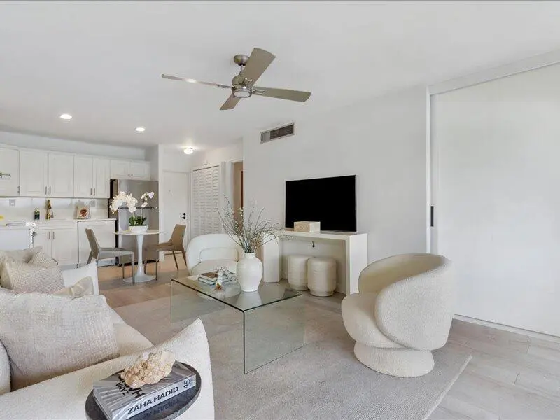 07-551 Greensward Lane #204 Delray Beach at 551 Greensward Lane 204-d, Delray Beach