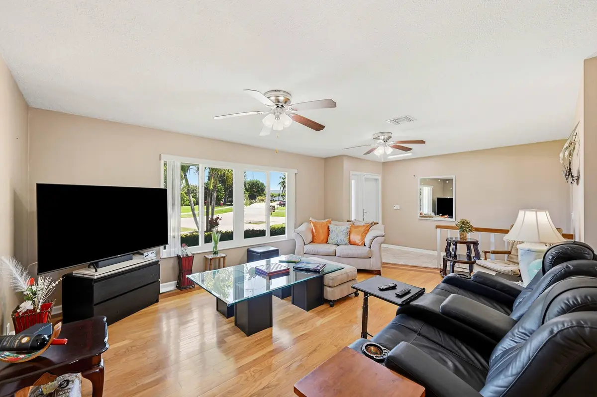 1401 SW 28th Terrace - Living Room at 1401 SW 28th Terrace, Deerfield Beach