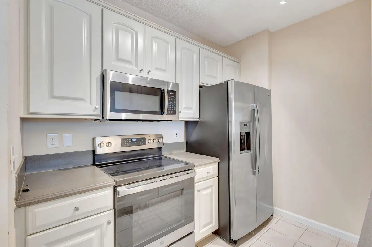 9-web-or-mls-5 (56) at 780 S Sapodilla Avenue 203, West Palm Beach