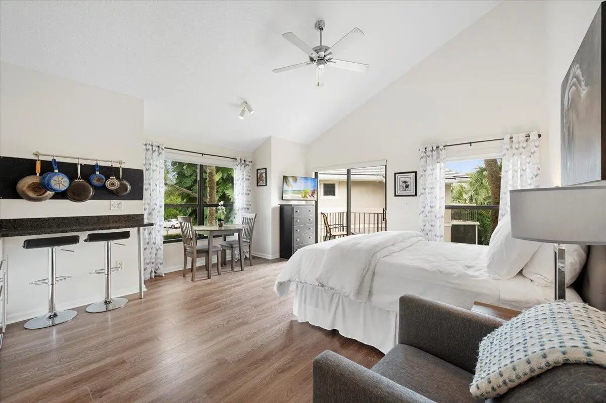 32-LUX9767.jpg1 at 11863 Wimbledon Circle 524, Wellington