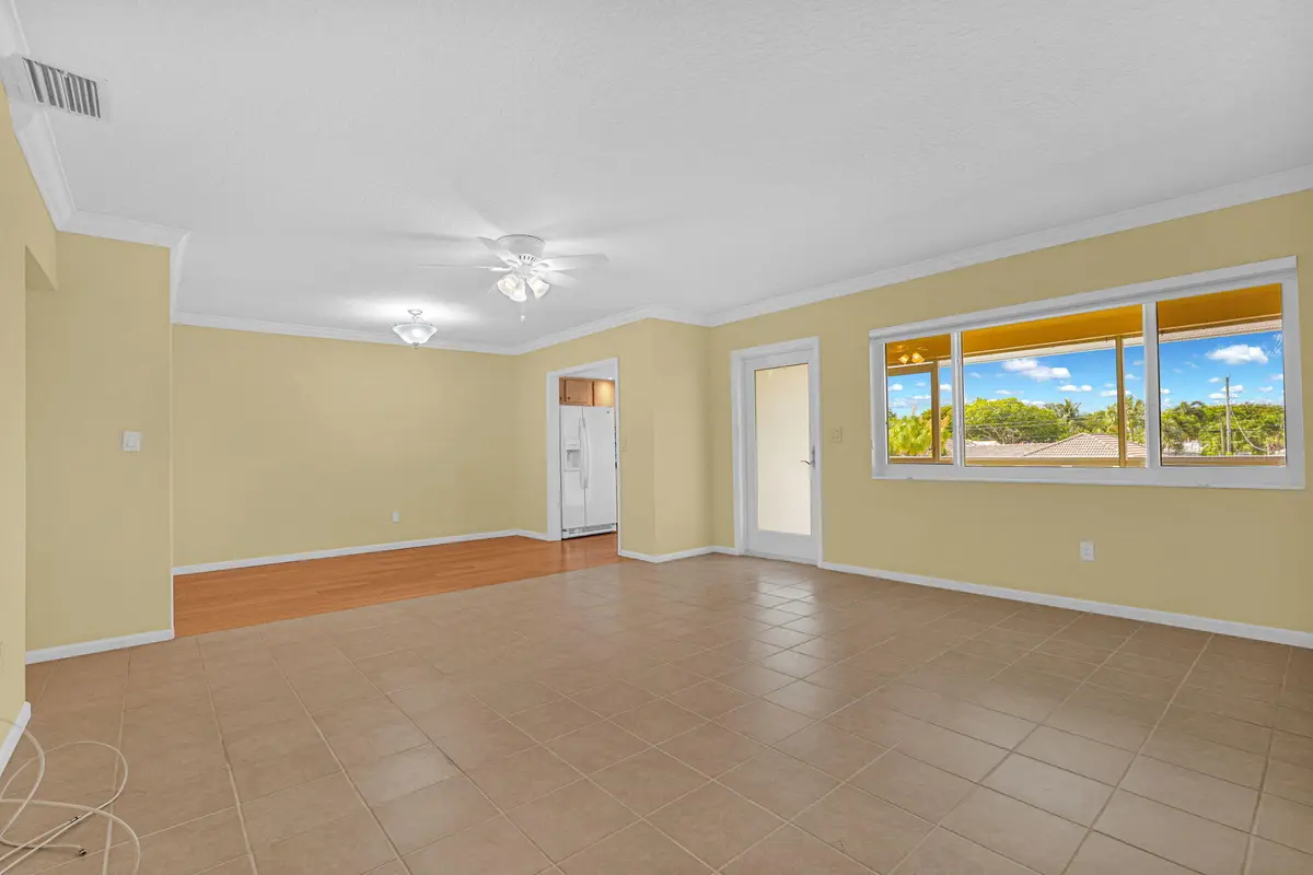 47-web-or-mls-DSC01455 at 2121 NE 68th Street 209, Fort Lauderdale