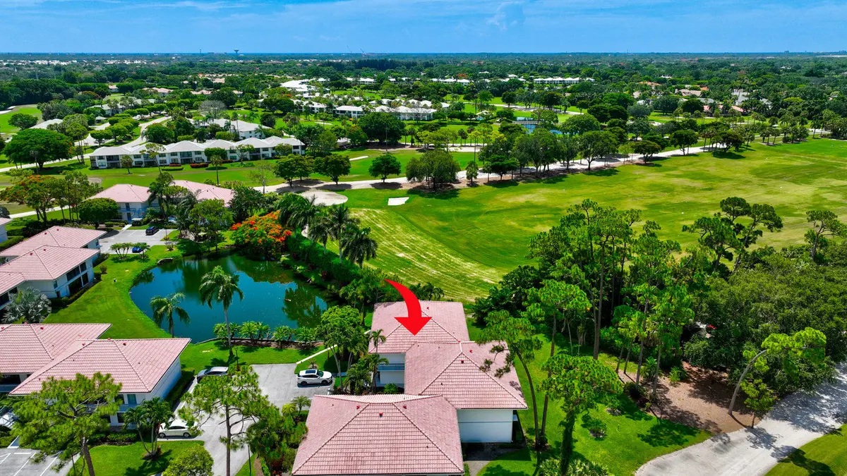 GOLF & LAKE VIEWS at 4084 N Quail Ridge Drive Unit B, Boynton Beach