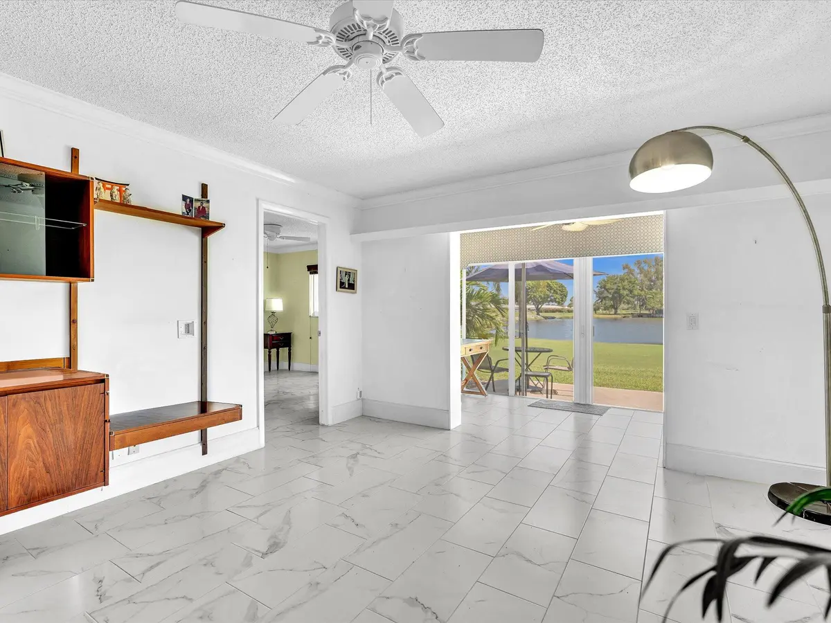 Lake View at 2017 SW GOLF Lane 109, Boynton Beach