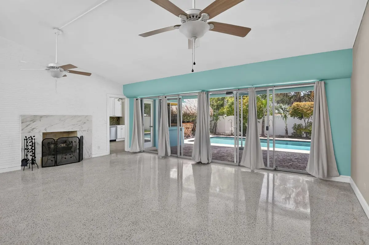 6-web-or-mls-DSC_8239 at 2110 NE 4th Avenue, Boca Raton