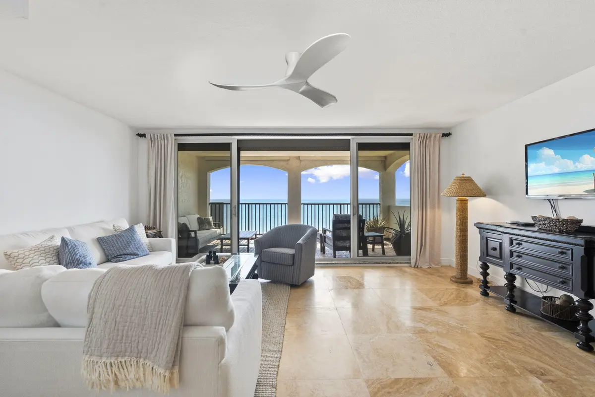 45-web-or-mls-DSC05507 at 4651 NE Ocean Boulevard B-29, Jensen Beach