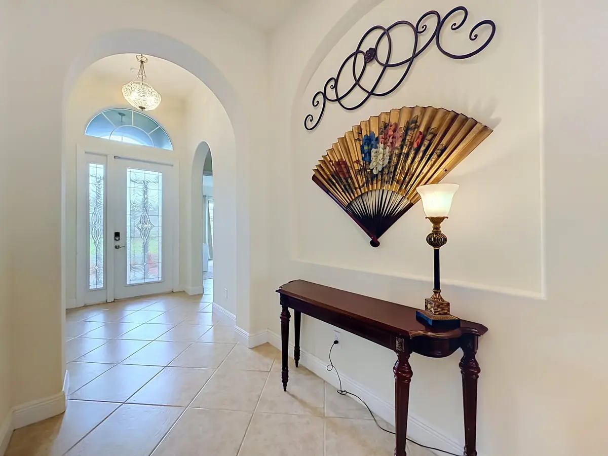 Foyer at 728 Fortunella Circle, Vero Beach