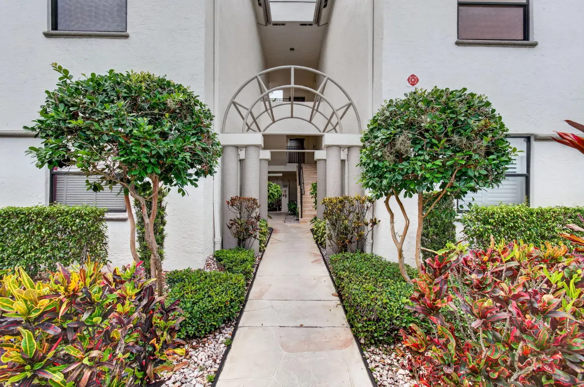 5-web-or-mls-022_DSC_4221 at 5133 Brisata Circle B, Boynton Beach