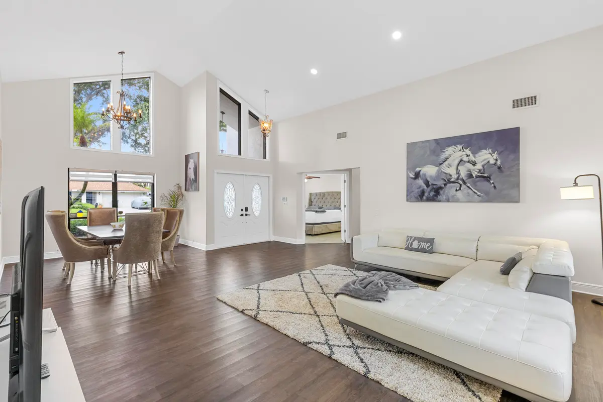 R6II1078 at 1146 Reading Terrace, Wellington