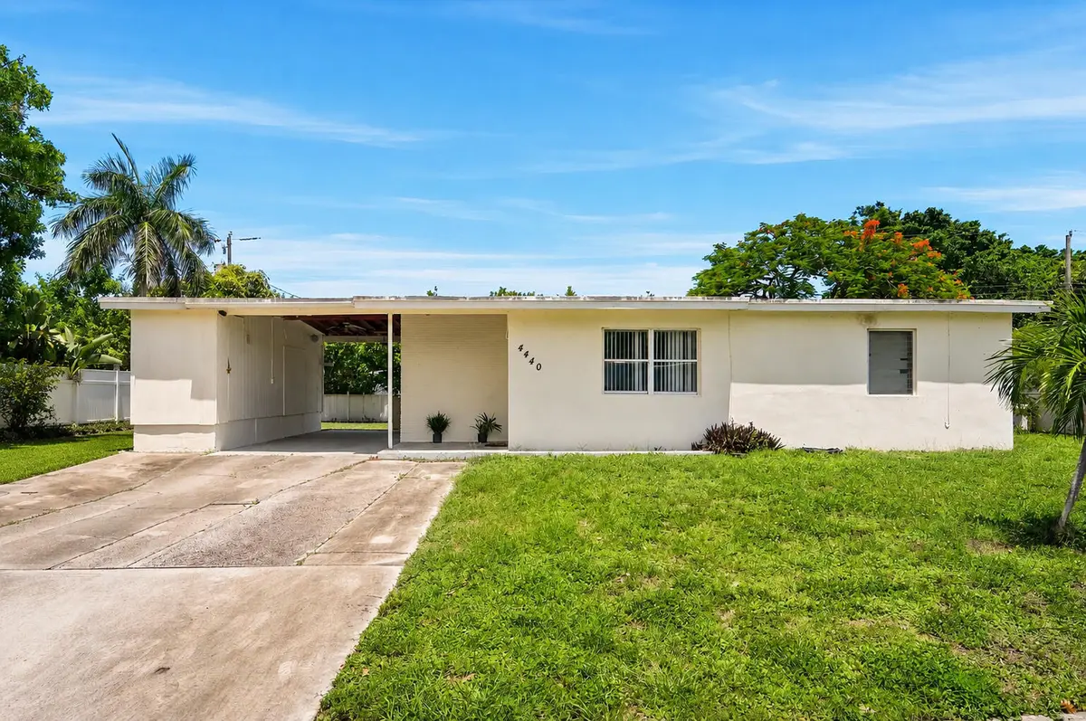 01_front at 4440 NE 14th Avenue, Pompano Beach