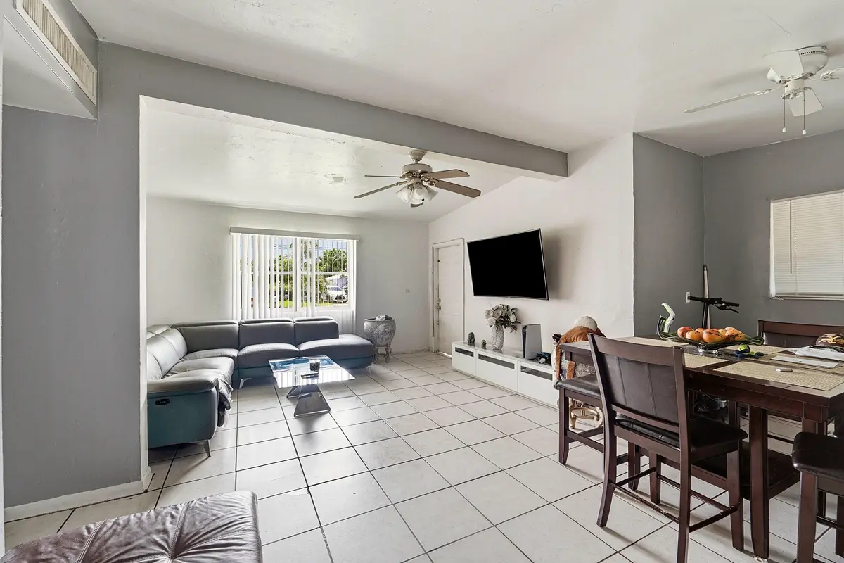 03_living room at 4440 NE 14th Avenue, Pompano Beach