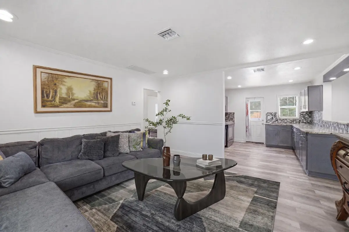 Virtual Staging LIVINGROOM B at 422 49th Street, West Palm Beach