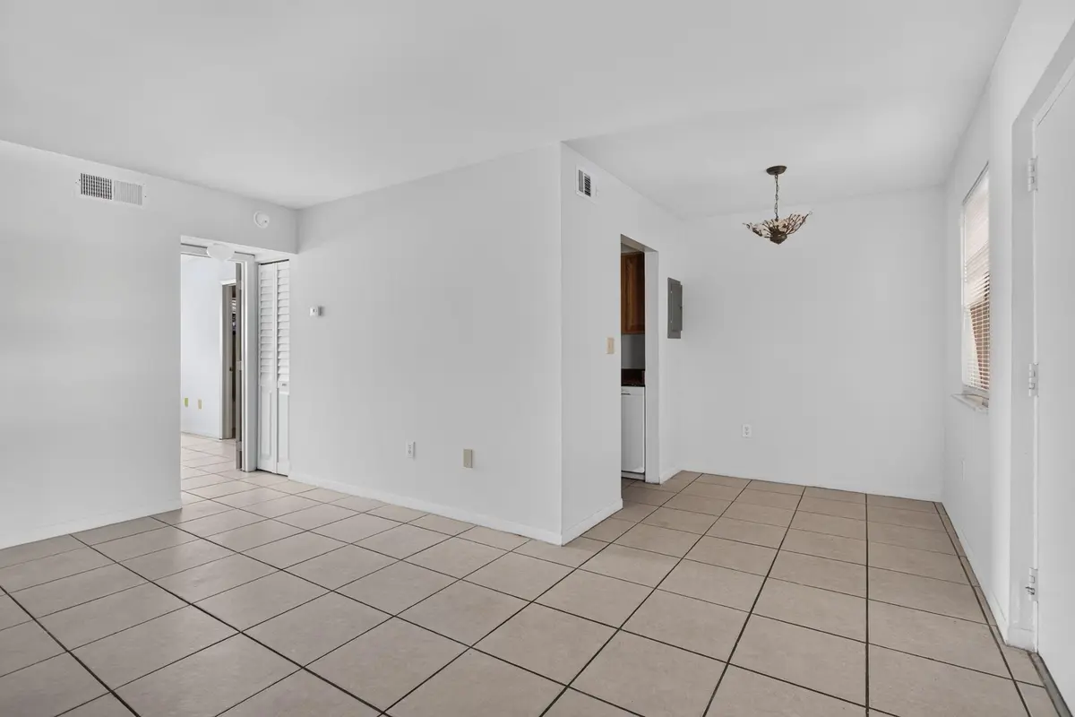 23-web-or-mls-2141-1077 at 2141 NE 42nd Street 112, Lighthouse Point