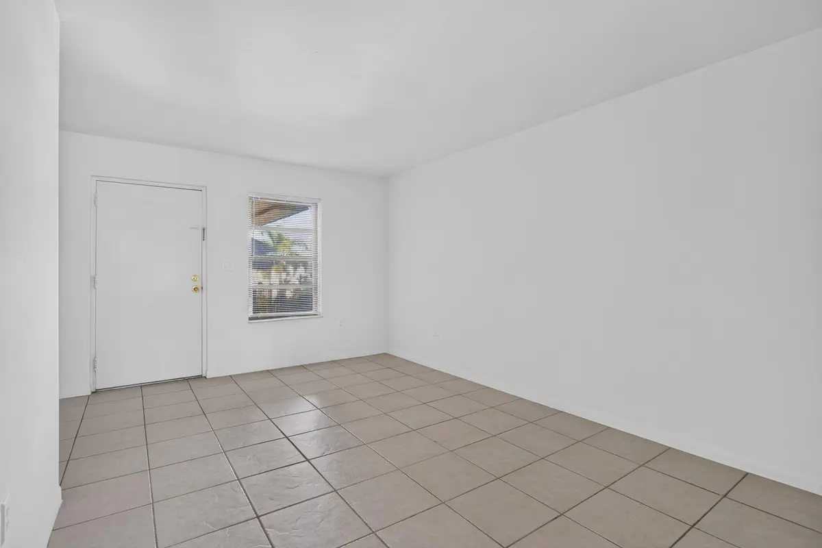 37-web-or-mls-2141-1156 at 2141 NE 42nd Street 212, Lighthouse Point