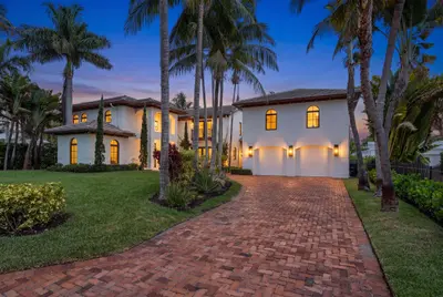 257 E Lakewood Road, West Palm Beach – Single Family Residence for sale