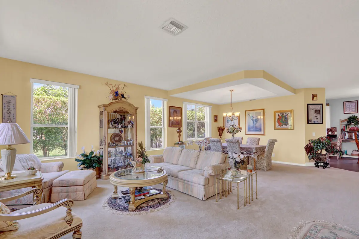 Living at 15861 Lisbon Court, Wellington