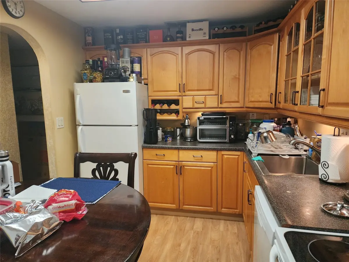Large Kitchen at 8705 NW 38th Drive 7b, Coral Springs