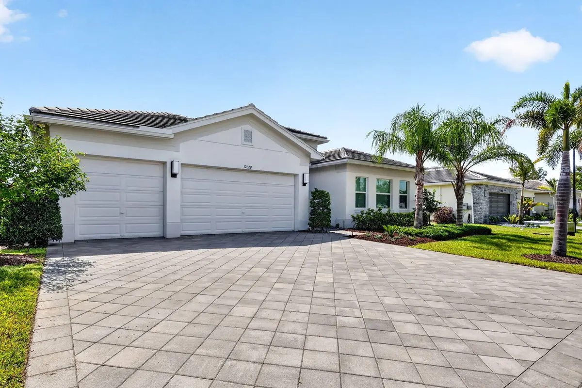 3-web-or-mls-5P1A1518 at 12029 SW Water Lily Terrace, Port St. Lucie