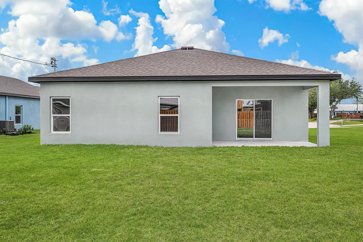 Florida_Escambia_R_003 at 5701 Palm Drive, Fort Pierce