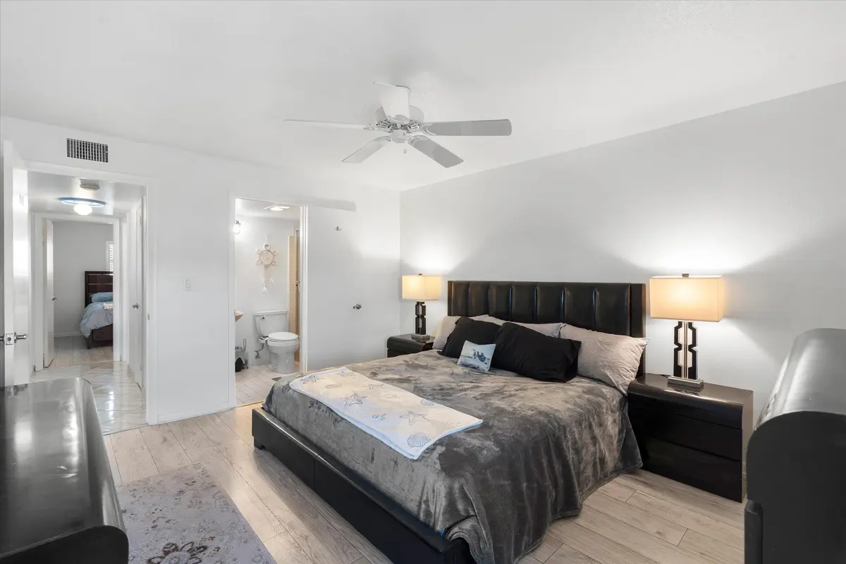13-117 Lehane TErr #210 NPB, FL-113 at 117 Lehane Terrace 210, North Palm Beach