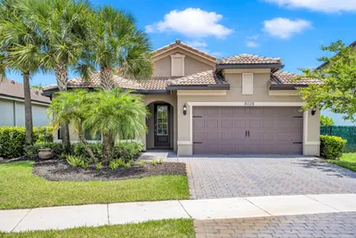 8028 NW 78th Street, Tamarac – Single Family Residence for sale