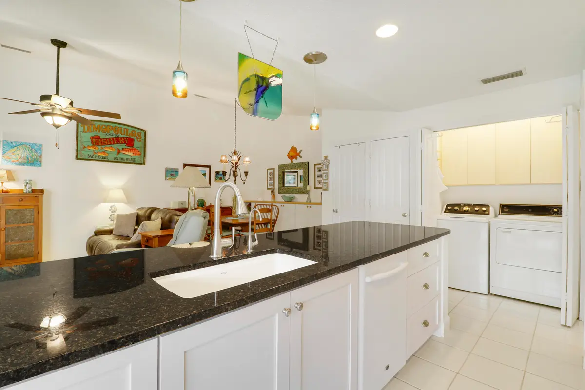 Kitchen at 10301 Chapman Oak Court, Palm Beach Gardens