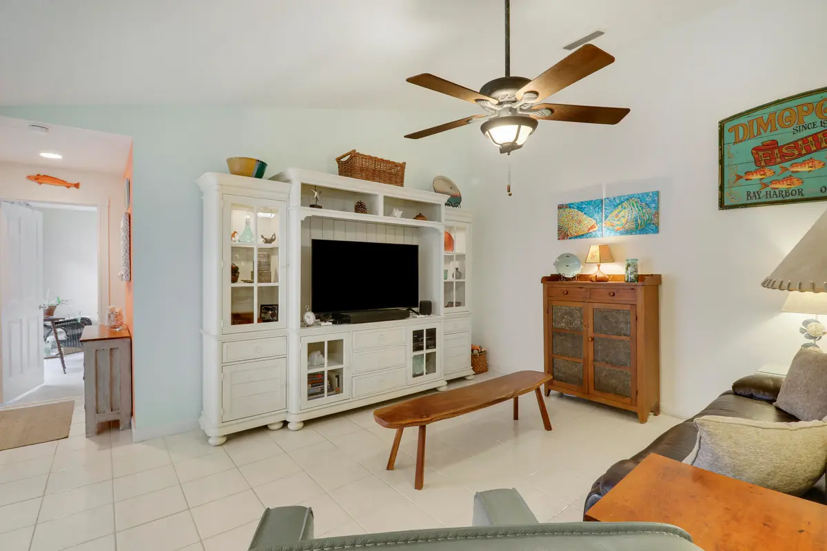 Welcome Home! at 10301 Chapman Oak Court, Palm Beach Gardens