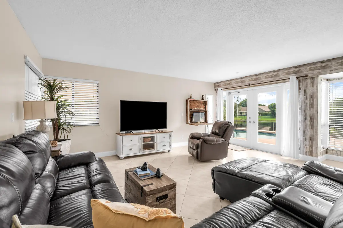 Family Room at 8740 SW 57th Street, Cooper City