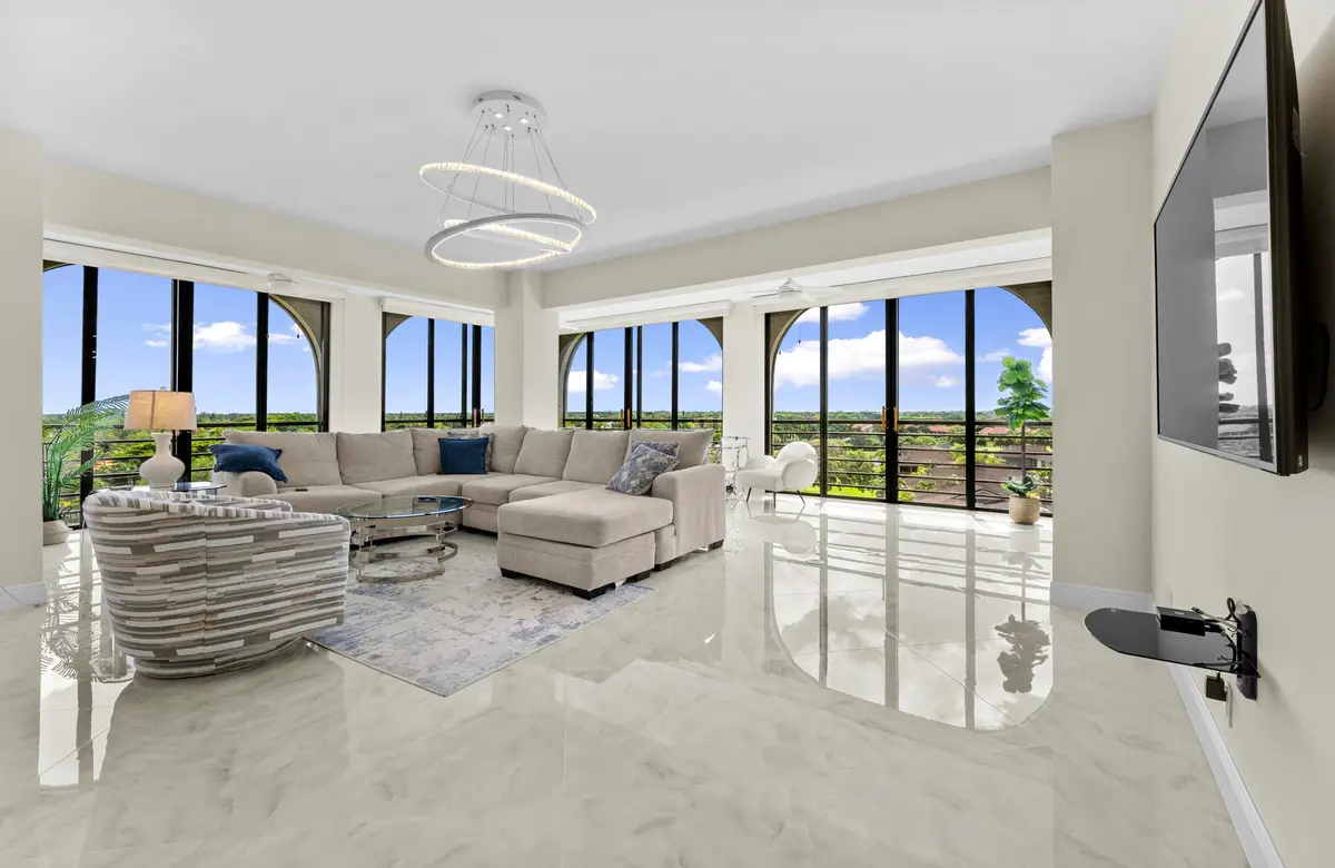 7578 Regency Lake Drive #802-3 at 7578 Regency Lake Drive 802, Boca Raton