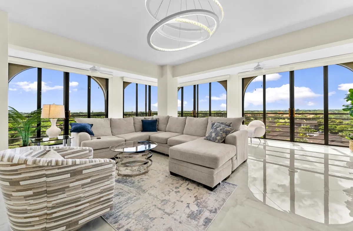7578 Regency Lake Drive #802-4 at 7578 Regency Lake Drive 802, Boca Raton