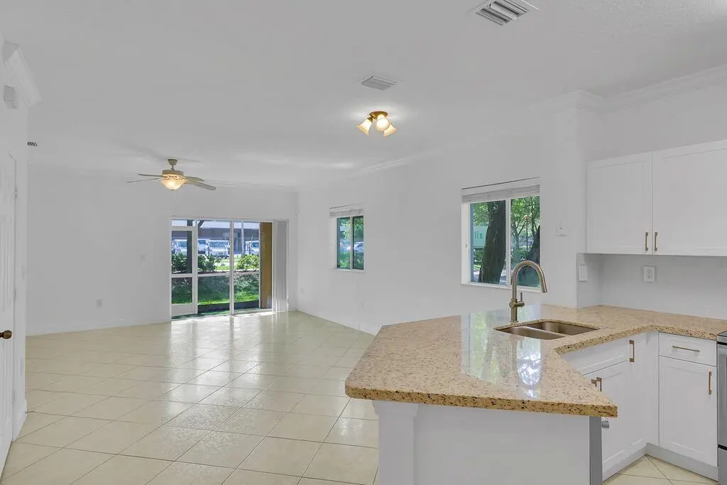 4P2A6831-1003 at 5720 Tuscany Way, Tamarac