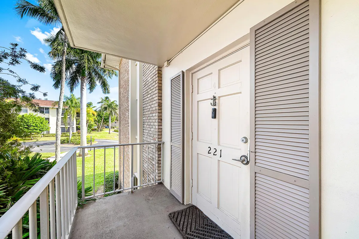 003-5540TamberlaneCircle-221-PalmBeachGa at 5540 Tamberlane Circle 221, Palm Beach Gardens