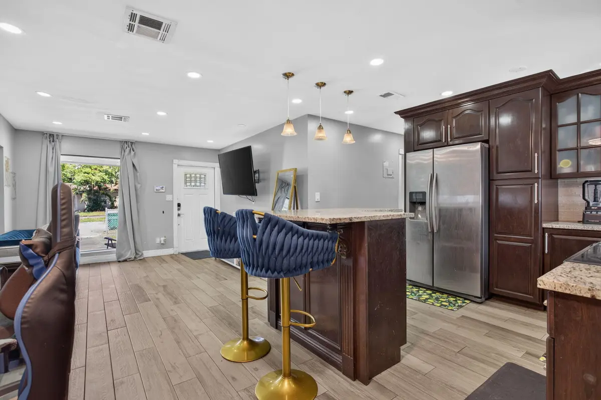 15-web-or-mls-1871-9856 at 1871 NW 33rd Avenue, Lauderhill