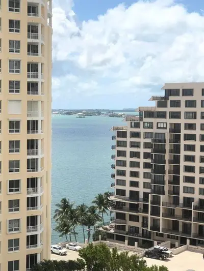 848 Brickell Key Drive 1505, Miami – sold
