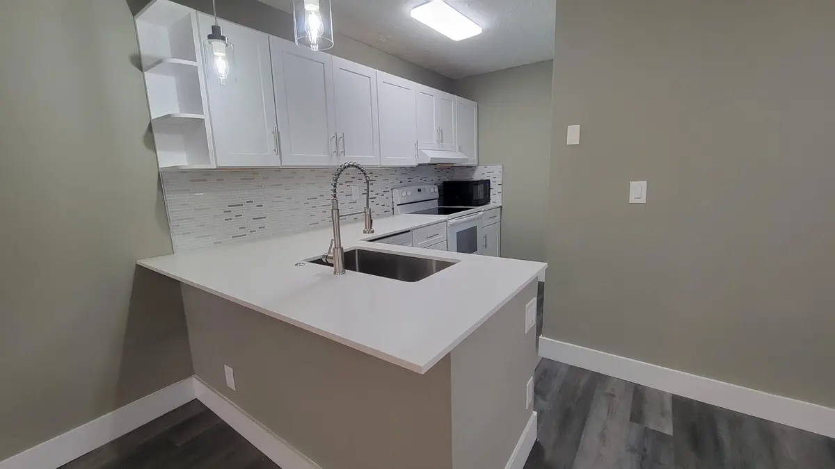 HV12 at 3766 N University Drive M-8, Coral Springs