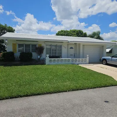 7105 NW 68th Avenue, Tamarac – Single Family Residence for sale