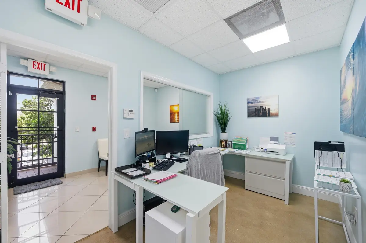 _d4s2273 at 7301 Wiles Road 202, Coral Springs