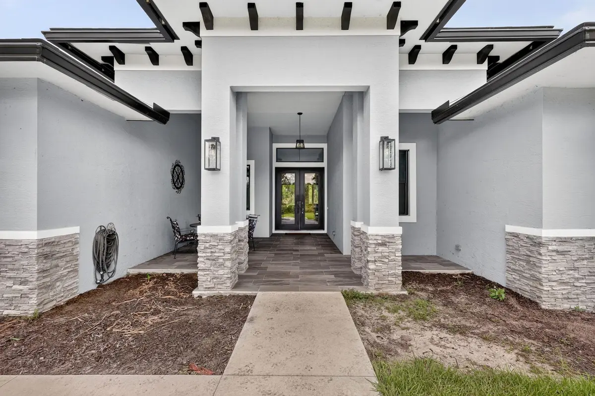 8-web-or-mls-7R7A0625 at 2643 Dyer Road, Fort Pierce
