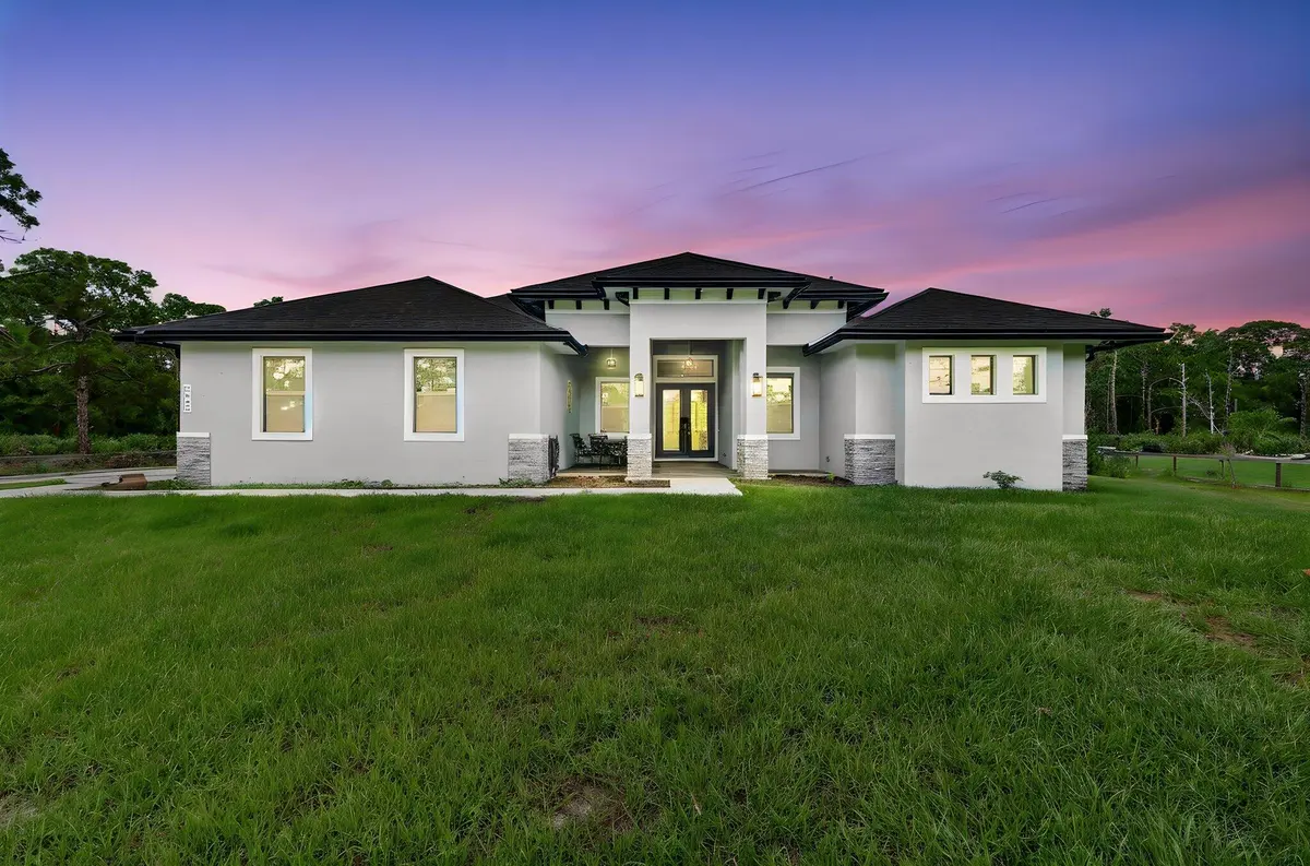 2-web-or-mls-7R7A0567 day to dusk at 2643 Dyer Road, Fort Pierce