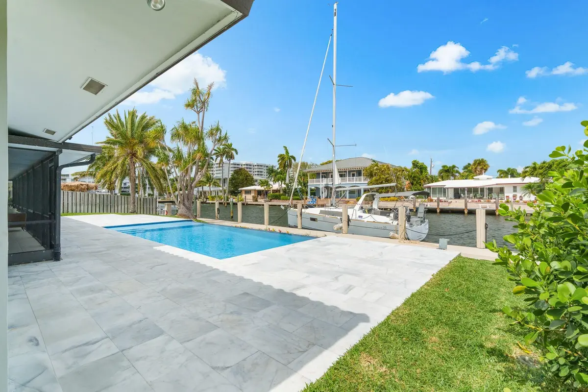 Photo 3 at 273 Tropic Drive, Lauderdale-By-The-Sea