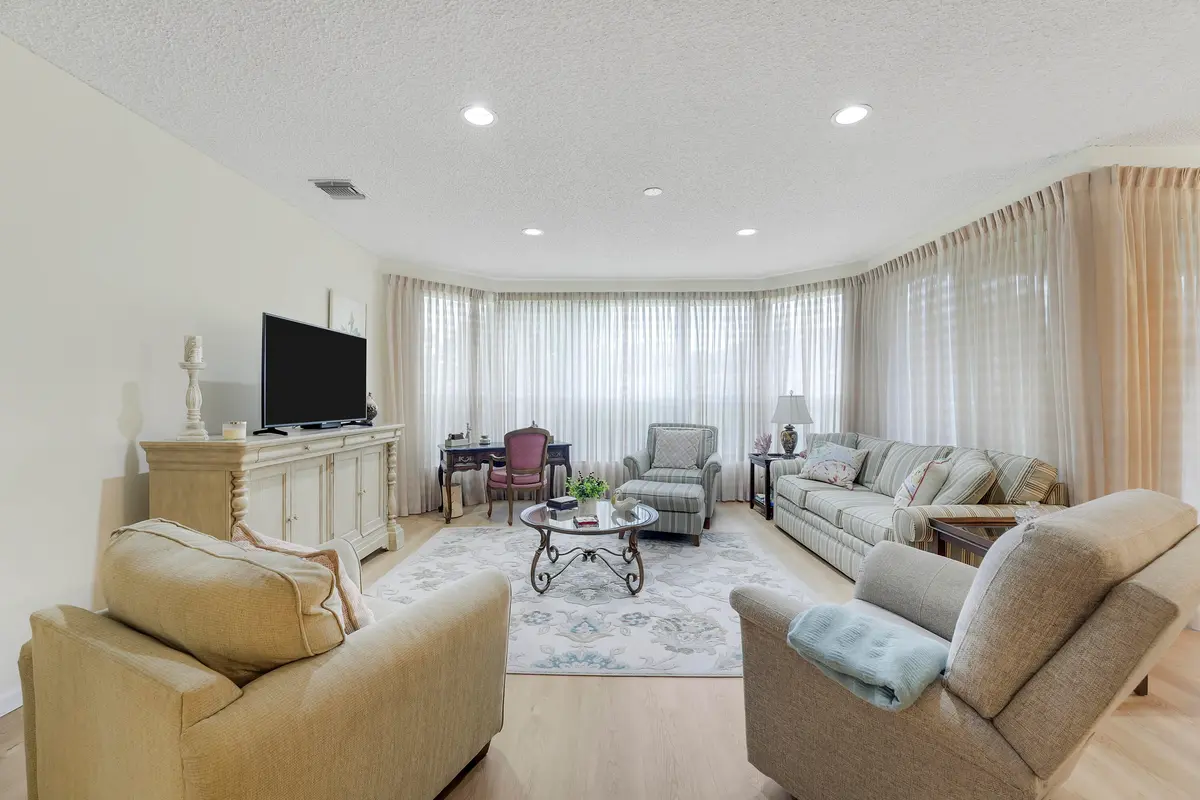 House-4 at 110 Legendary Circle, Palm Beach Gardens