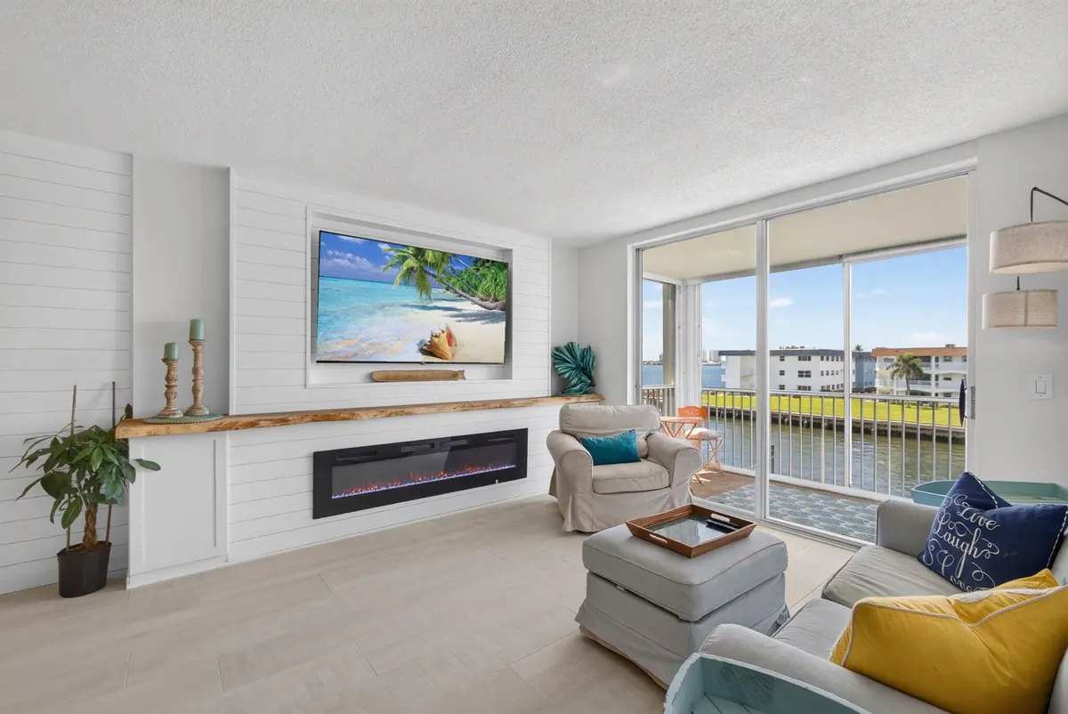Living Room Photo #3 at 100 Paradise Harbour Boulevard 307, North Palm Beach