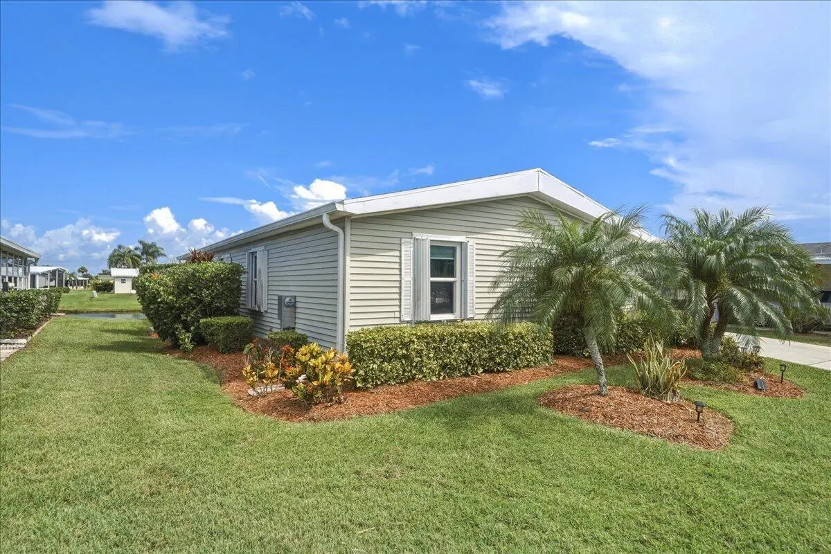 4-DSC9593 at 8475 Filifera Court, Port St. Lucie