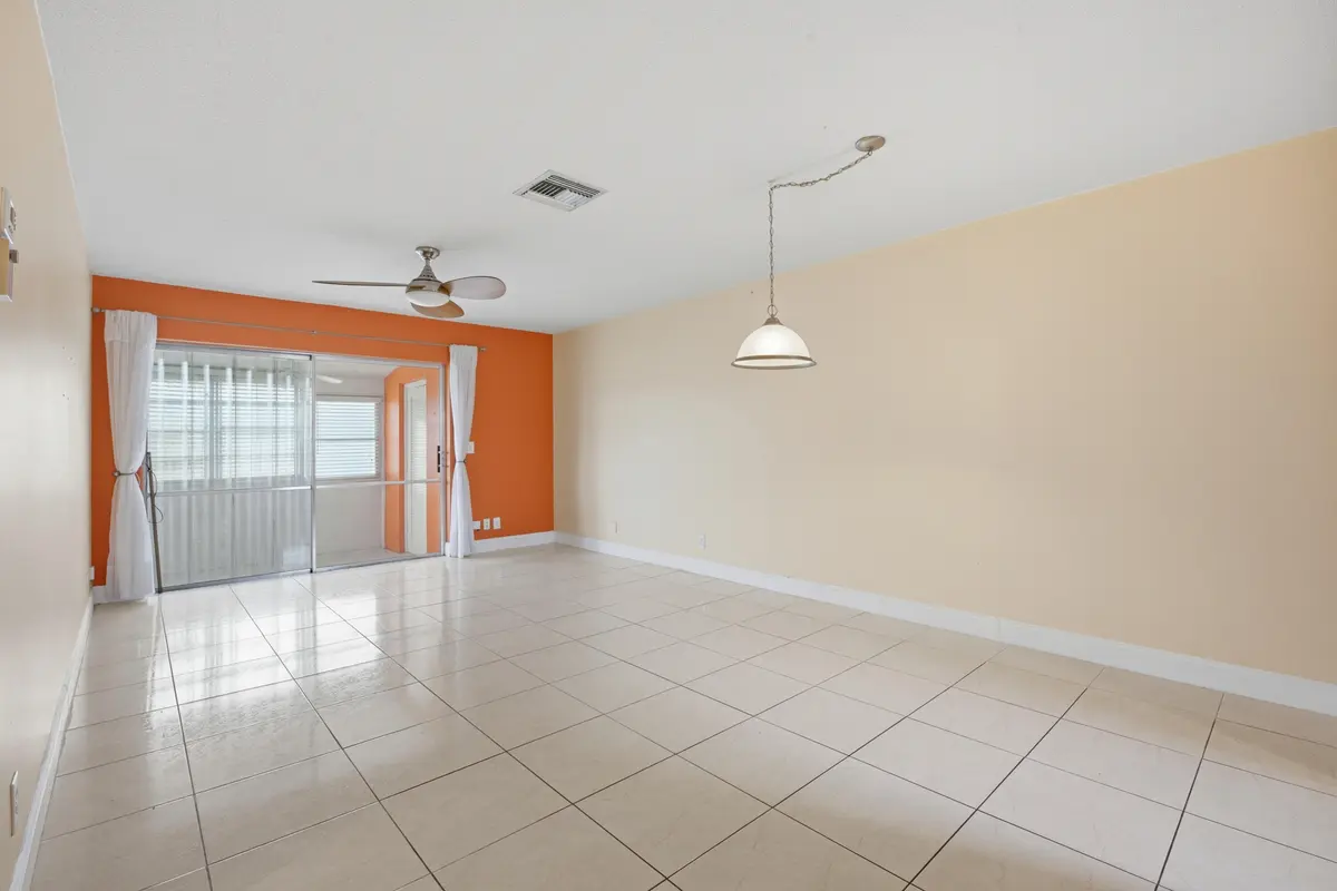 ashley drive apt c26 at 2789 Ashley Drive C, West Palm Beach