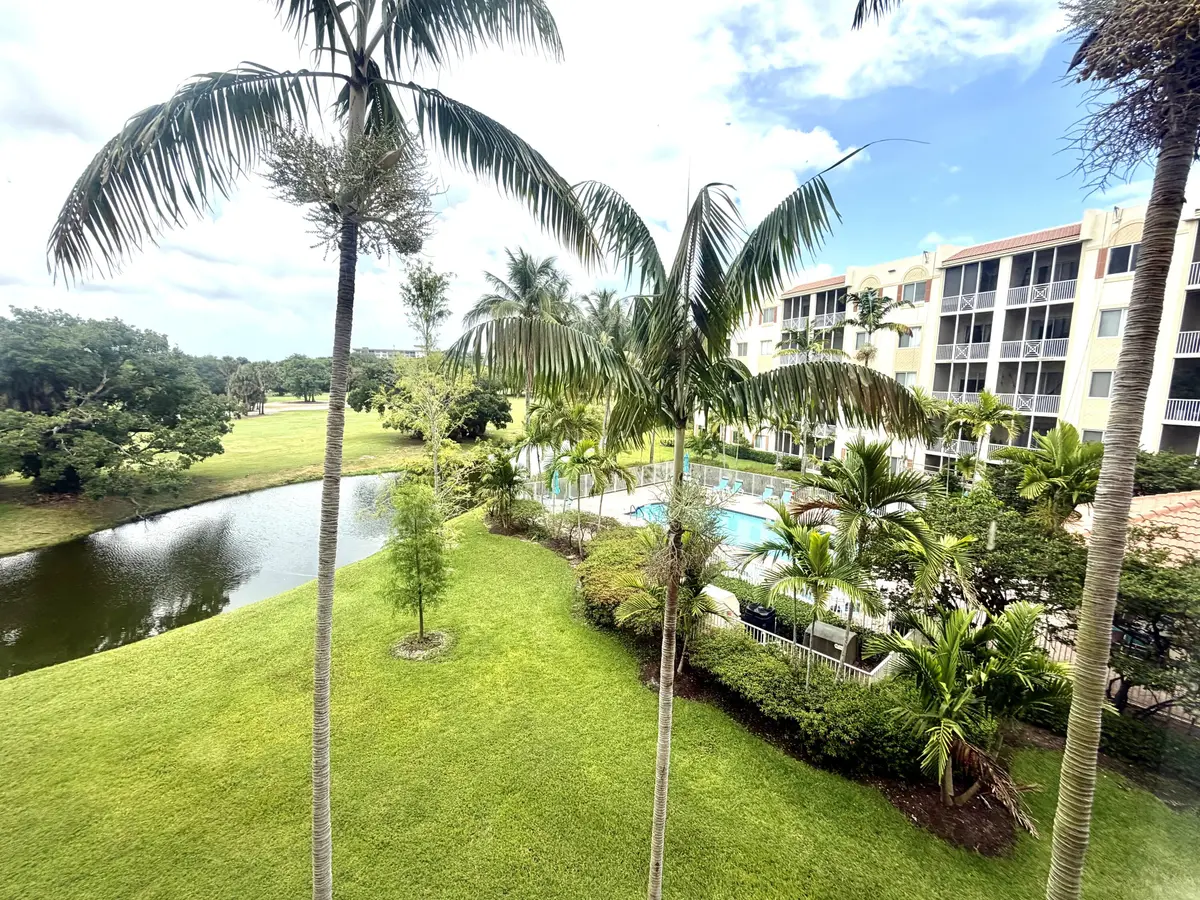 IMG_1306 at 3600 Oaks Clubhouse Drive 309, Pompano Beach