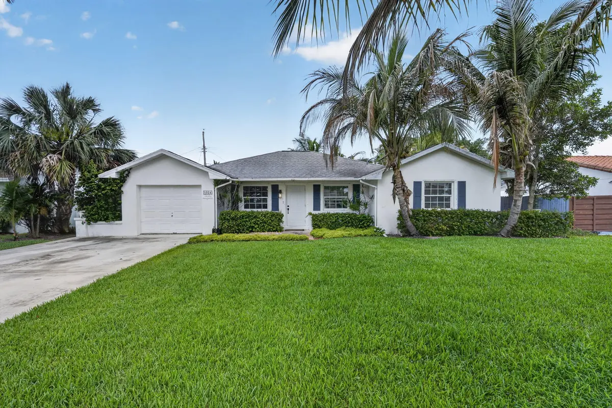 2-web-or-mls-_MLP4935 at 1524 Lance Road, Jupiter