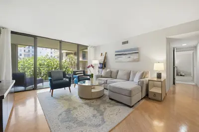 3200 S Ocean Boulevard D203, Palm Beach – Condominium for rent