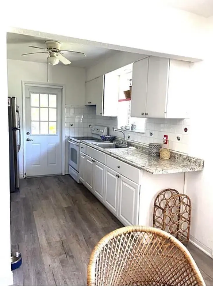06_beyc6a238556c72ef at 24 SW 12th Street, Dania Beach
